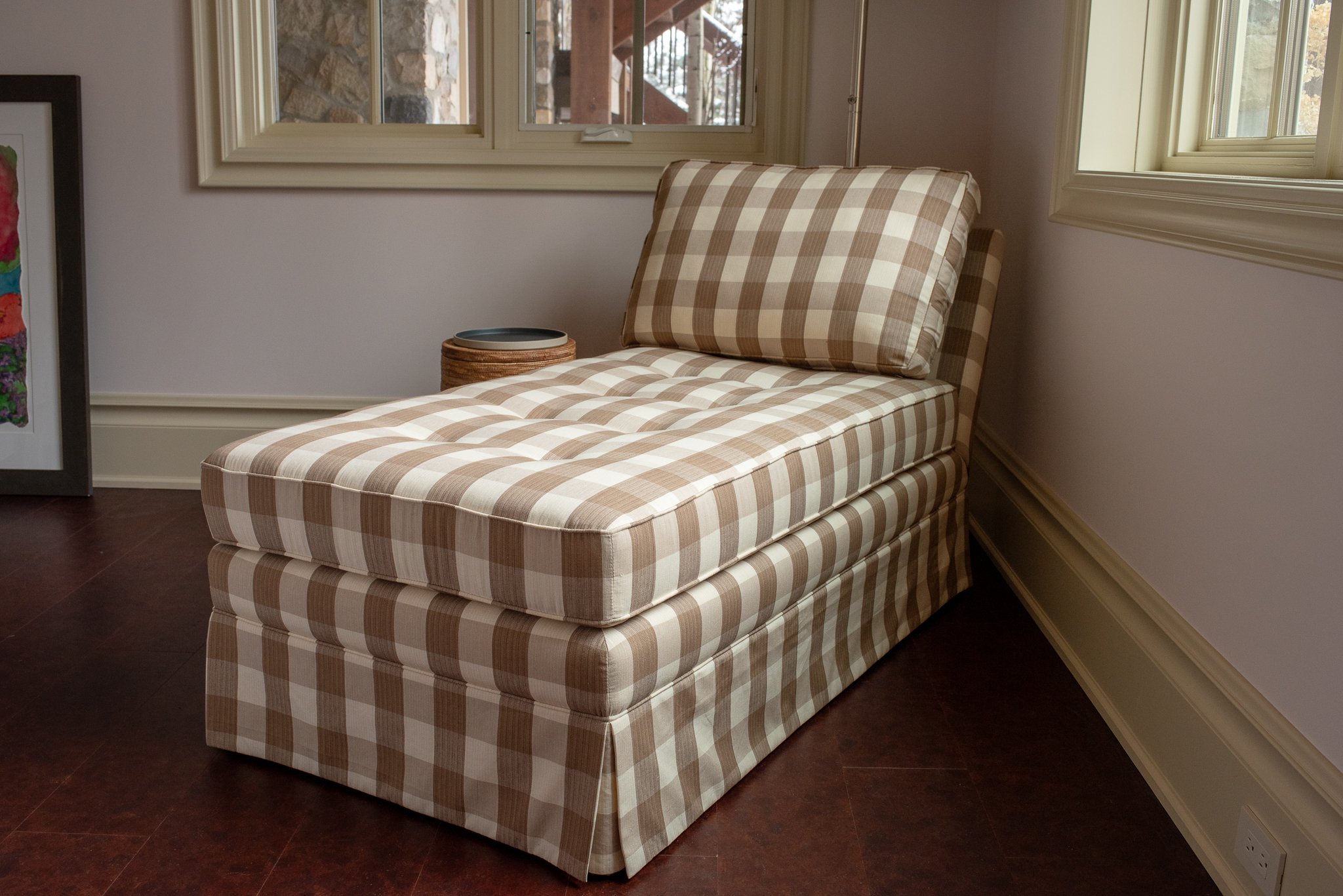Dicks_Furniture_Upholstery_Reupholstery_Commercial_Upholstery_Residential_Furniture_Repair_Refinishing_Booths_Custom_Furniture_Interior_Design-06